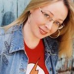 Livingston, Lesley (web)